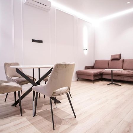 Old Town Apartment Каунас Екстер'єр фото